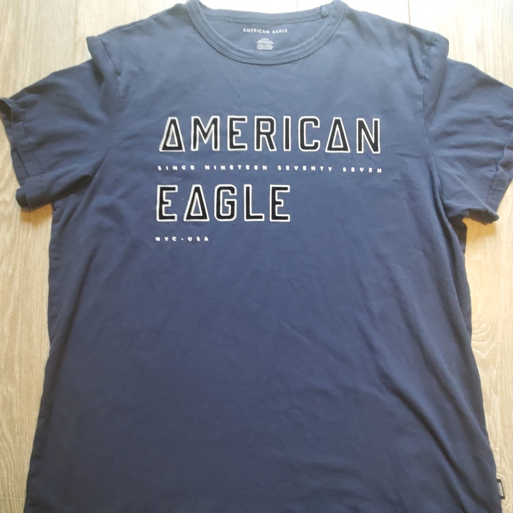 American Eagle shirt